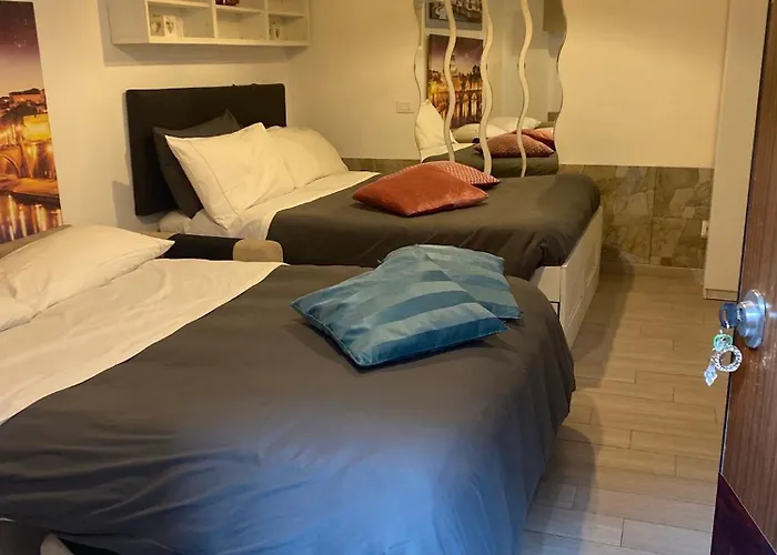Condotti Apartment *