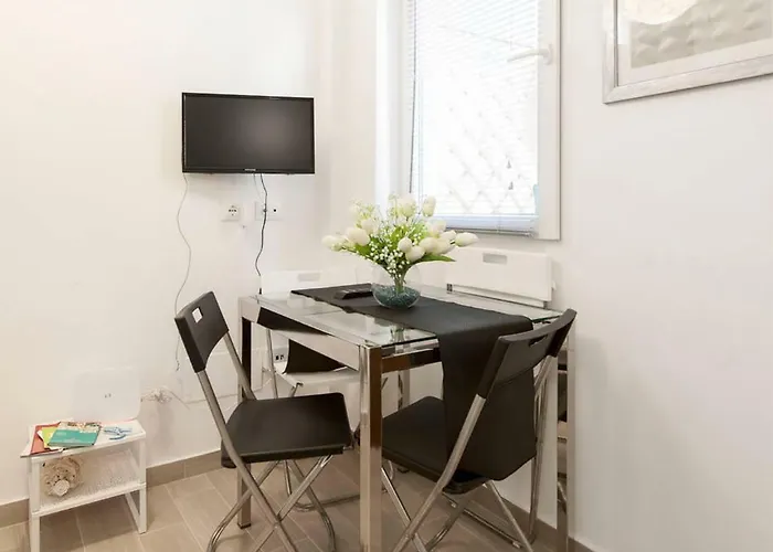 Apartment Condotti *