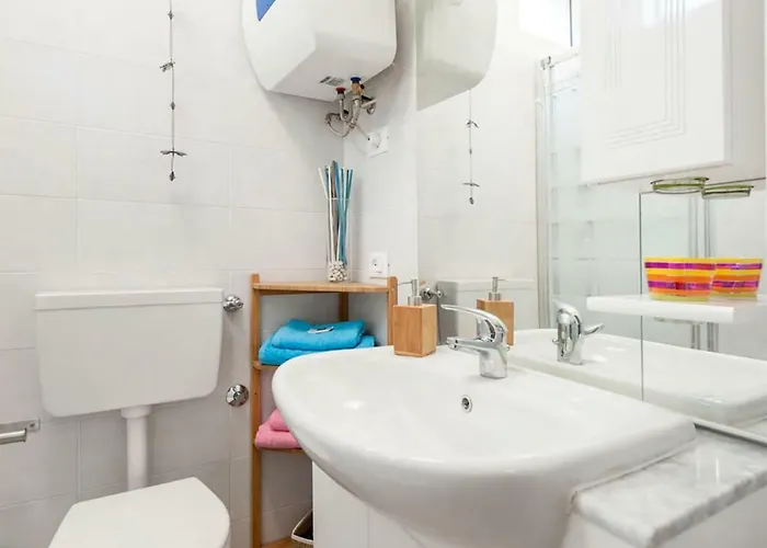 Condotti Apartment